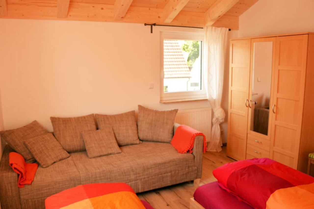 Appartment Vogel Ferienwohnungen Цирндорф Екстериор снимка